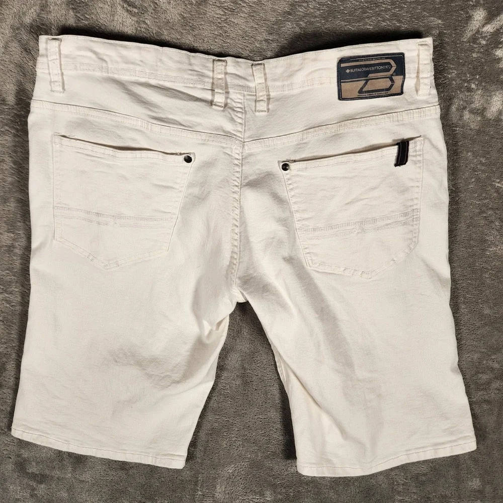 Buffalo David Bitton Evan-X Shorts Mens 36 White Excellent Stretch Denim - Picture 9 of 11